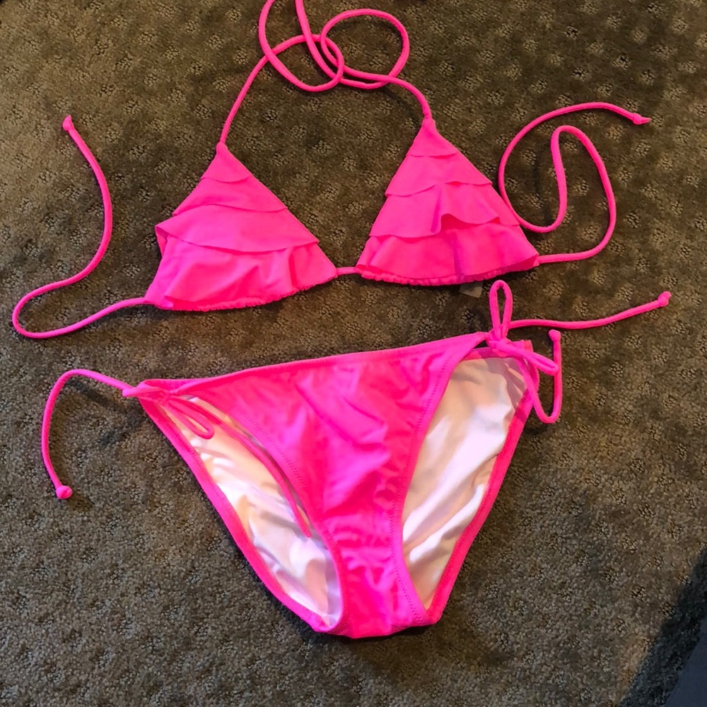 Victoria’s Secret bikini ruffle top